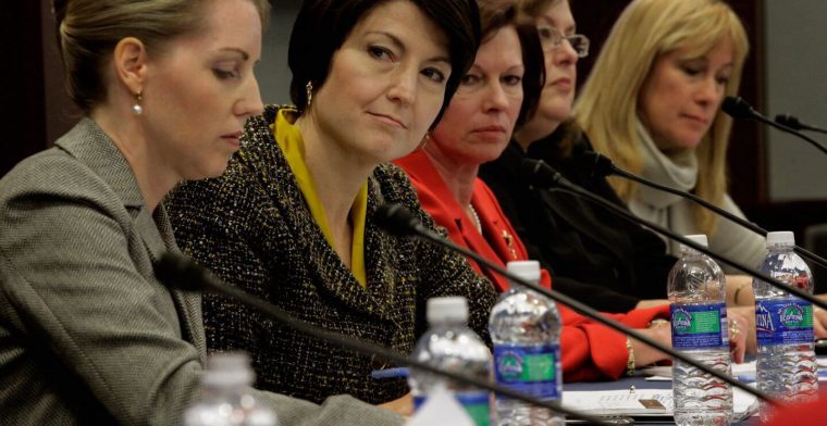 What female leaders think about the women in tech glass ceiling