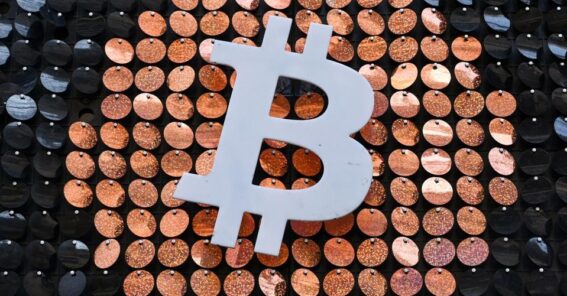 Crypto Braced For A $250 Billion Bitcoin And Ethereum Price Earthquake